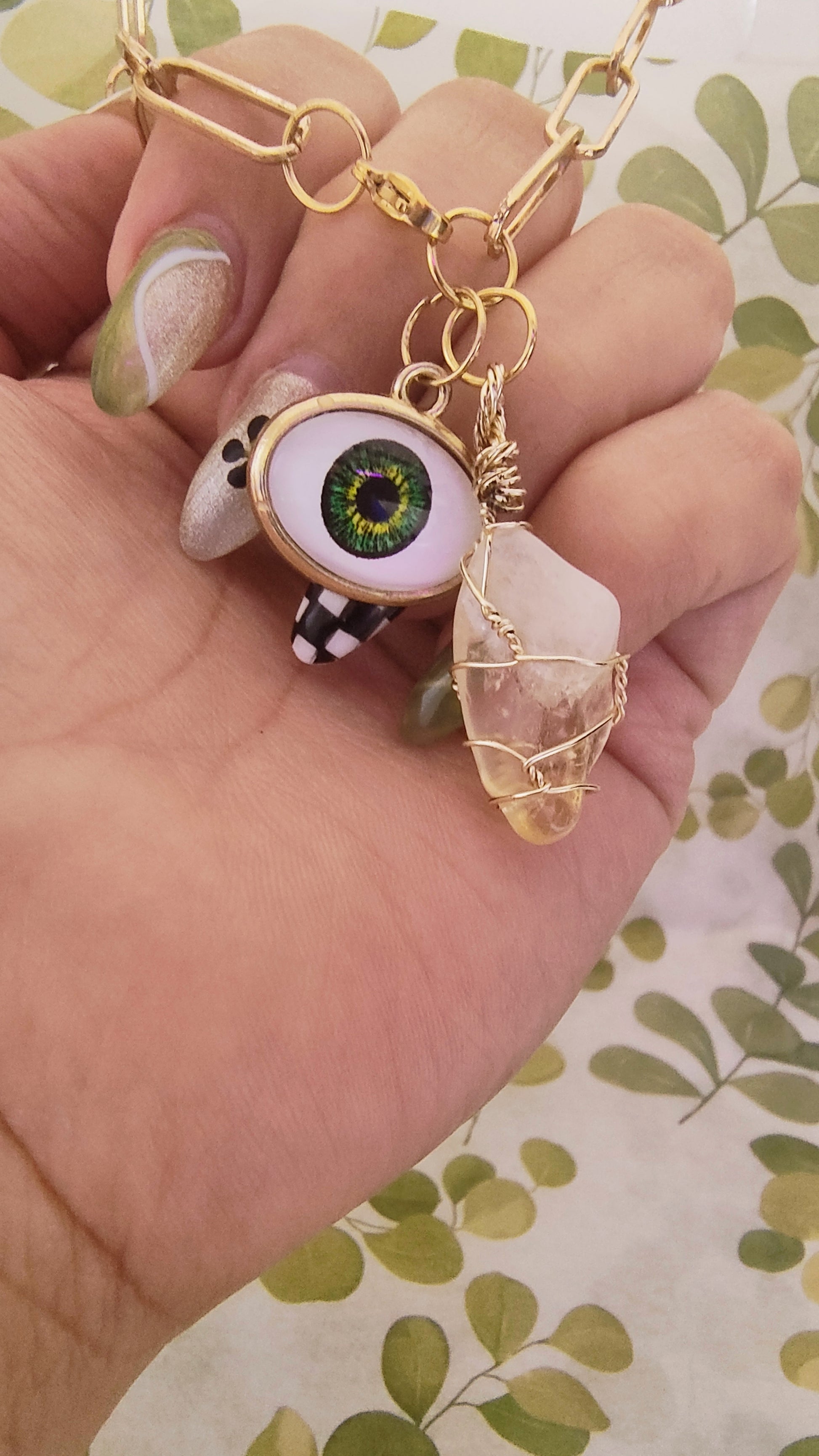 NECKLACE HAMSA